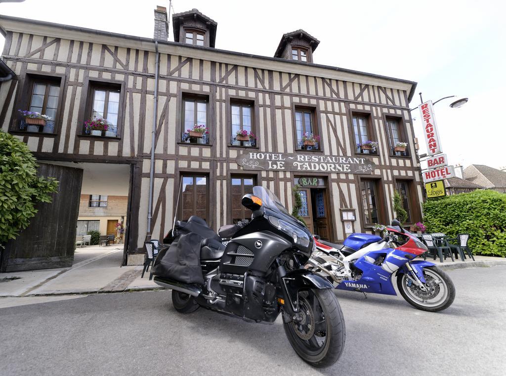 Logis Le Tadorne Hotel Piney Bagian luar foto